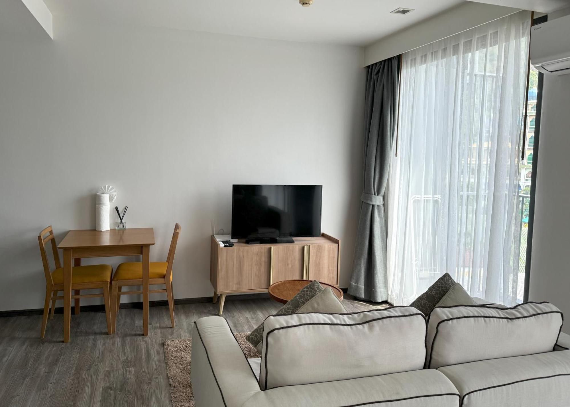The Deck Condominium By Lofty Patong Habitación foto