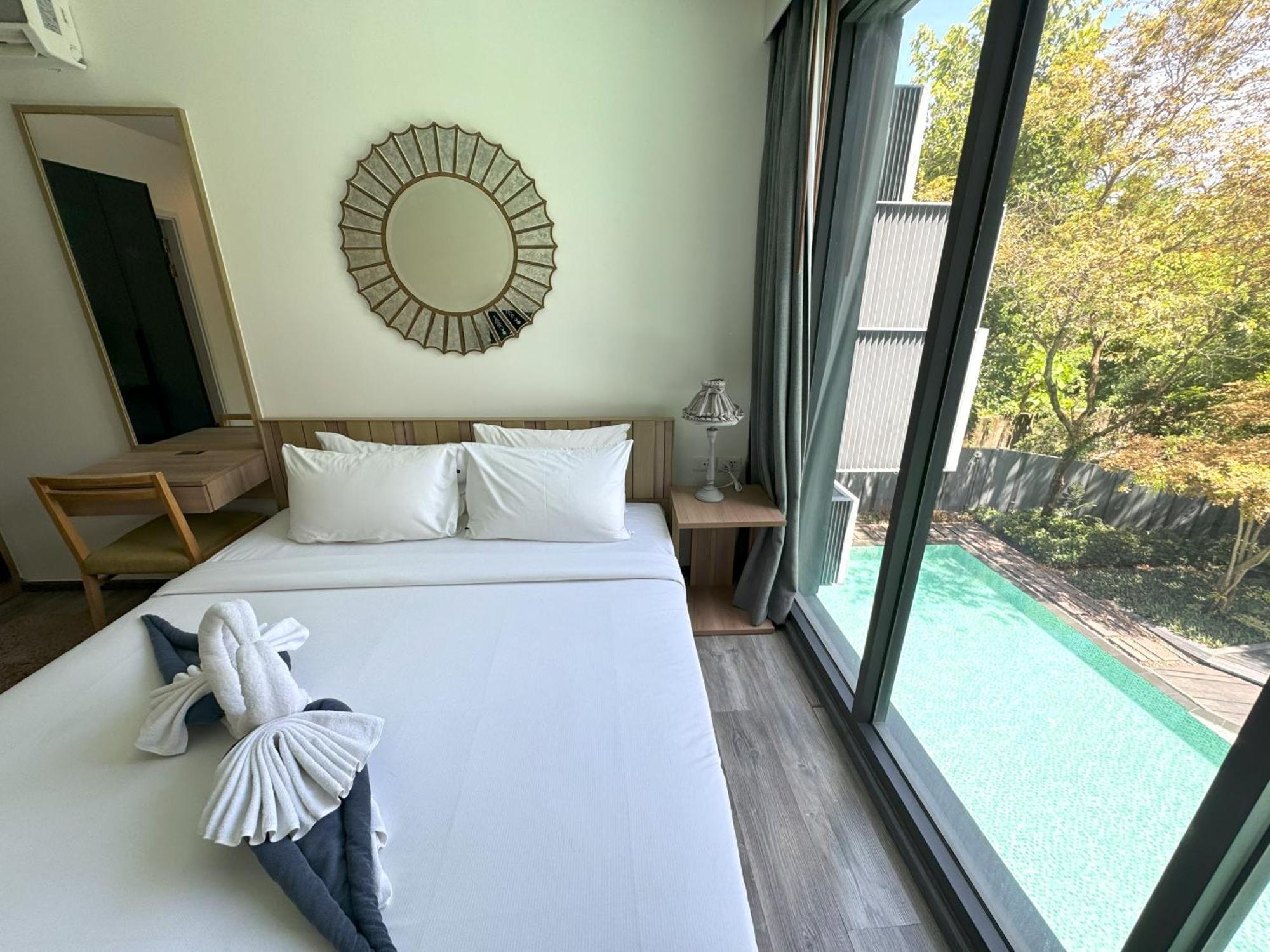The Deck Condominium By Lofty Patong Exterior foto